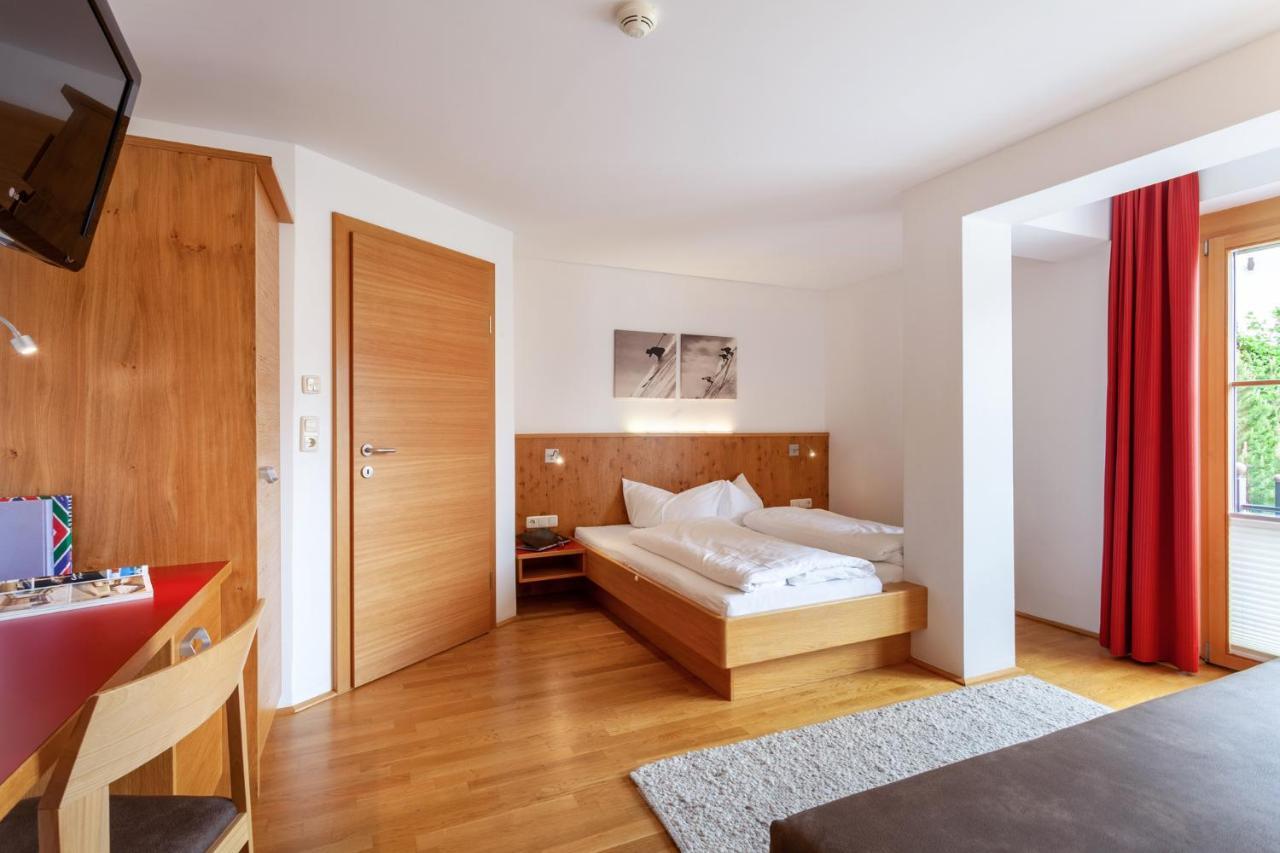Apart-Hotel Alpinsonnenresidenz Fiss Exterior photo